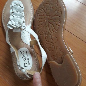 BOC white size 7 sandals